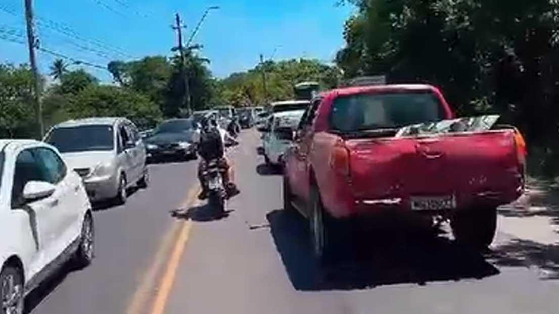 transito-na-orla-norte-de-porto-seguro-ate-trancoso-atinge-niveis-caoticos-2165c