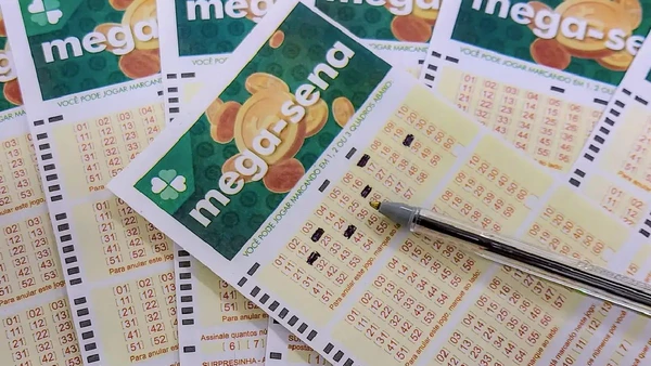 um-economista-romeno-australiano-chamado-conseguiu-driblar-o-sistema-da-loteria-2837838-article