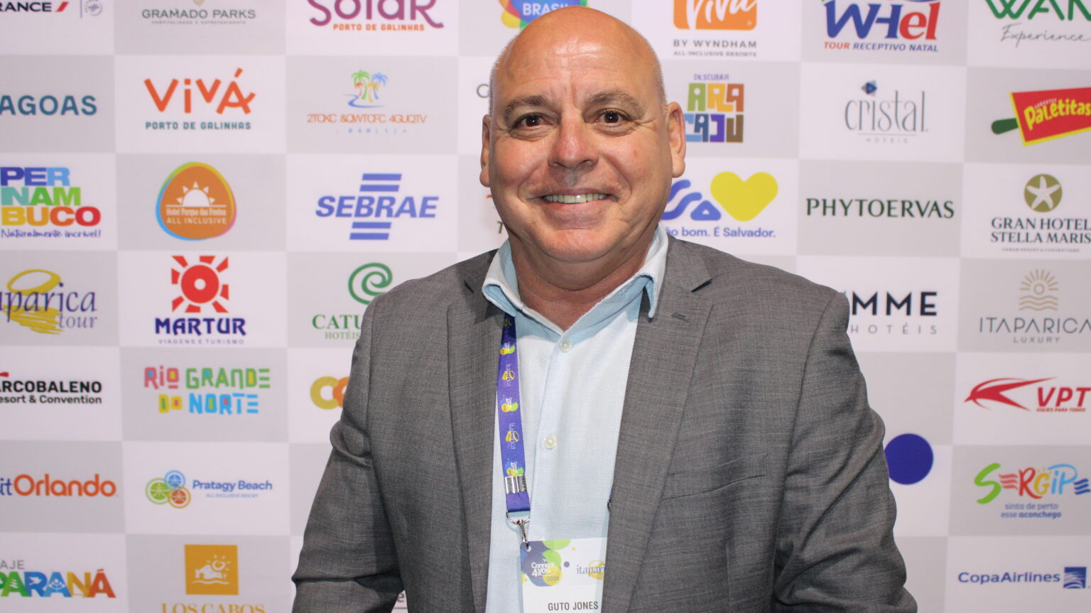 Secretario-de-Turismo-de-Porto-Seguro-Guto-Jones-edited-1536x863